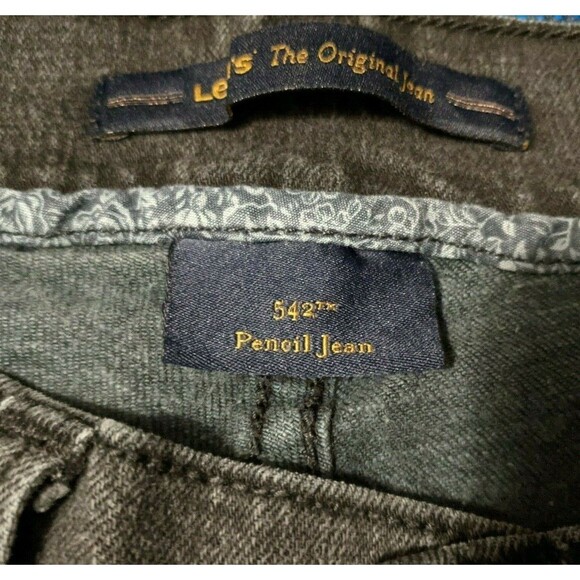 Levis 542 Jean Shorts  Women's Size 8  Lowrise Cut-off Black Denim w Flap Pocket - Picture 7 of 9